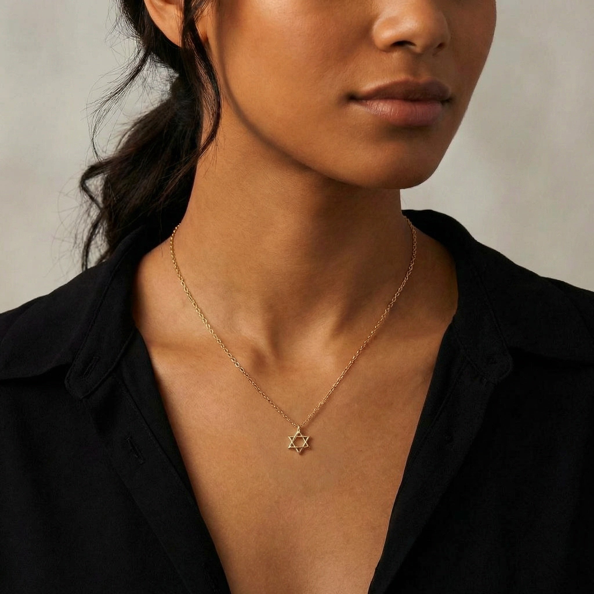 שרשרת מגן דוד מעוקלת