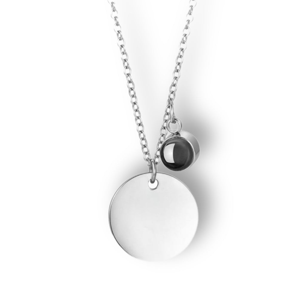 שרשרת חריטה בצירוף צ'ארם התמונה המוצפנת