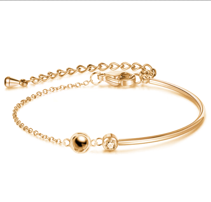 צמיד חצי באנגל לאשה עם תמונה מוצפנת